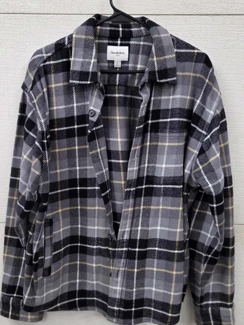 Goodfellow & Co Black and Gray Plaid Button Front Shacket Large Heavyweight